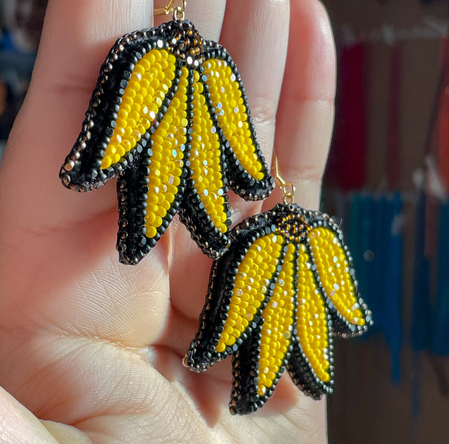 🌻 yellow floral dangles