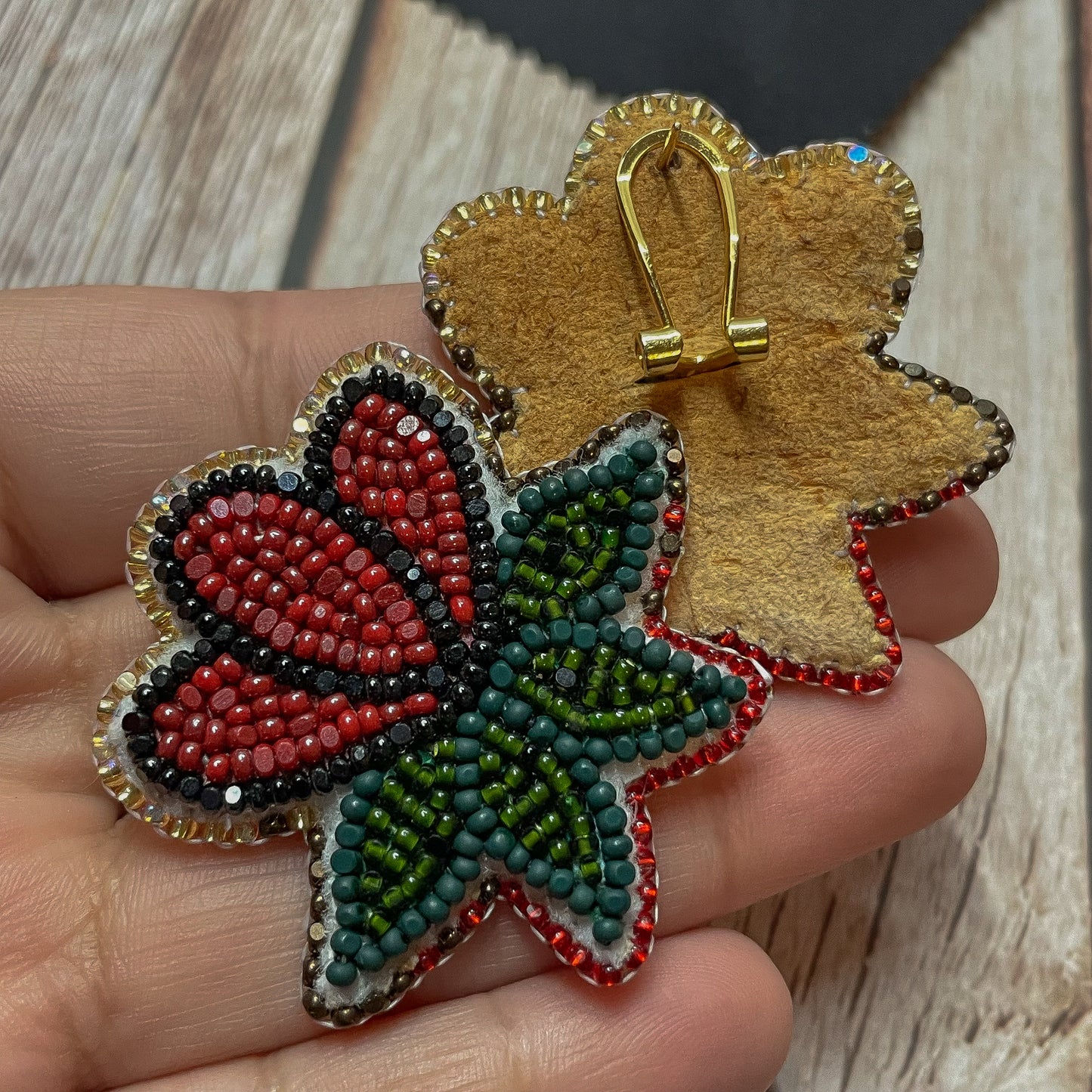 3 Pedal Florals ♥️ Stud earrings