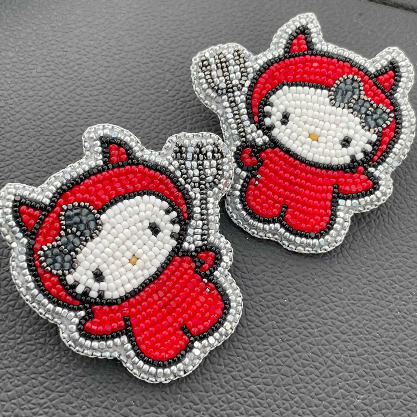 ❤️ Hello Kitty Devils •