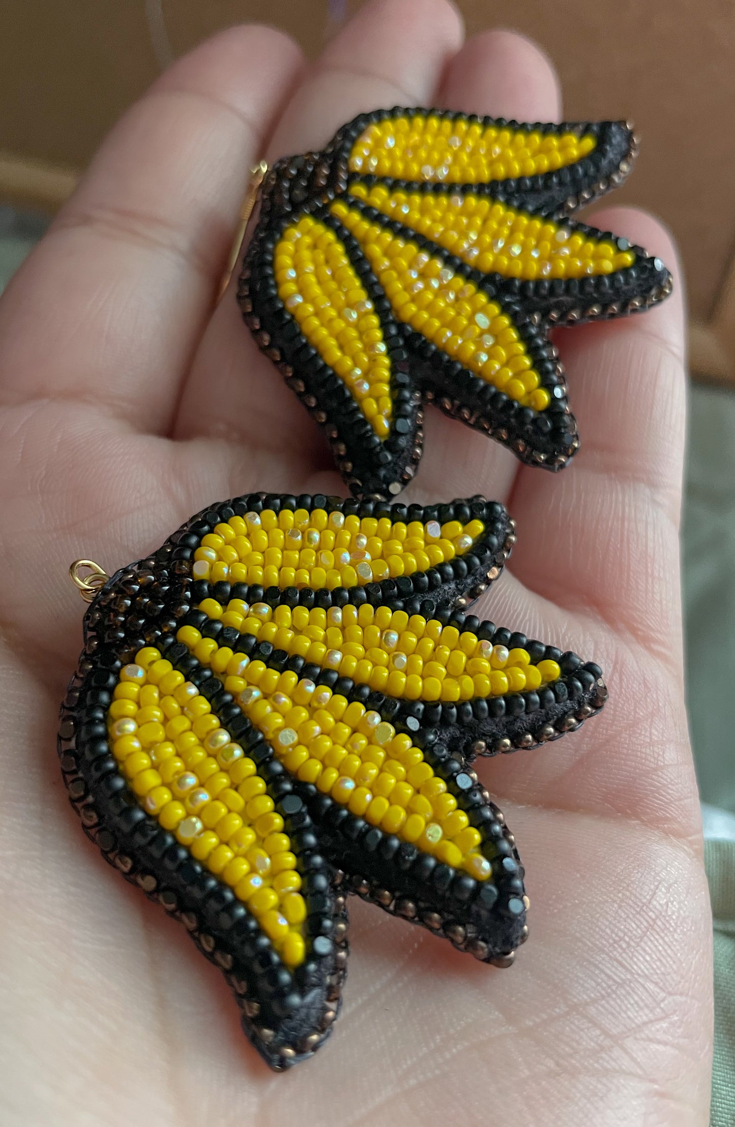 🌻 yellow floral dangles