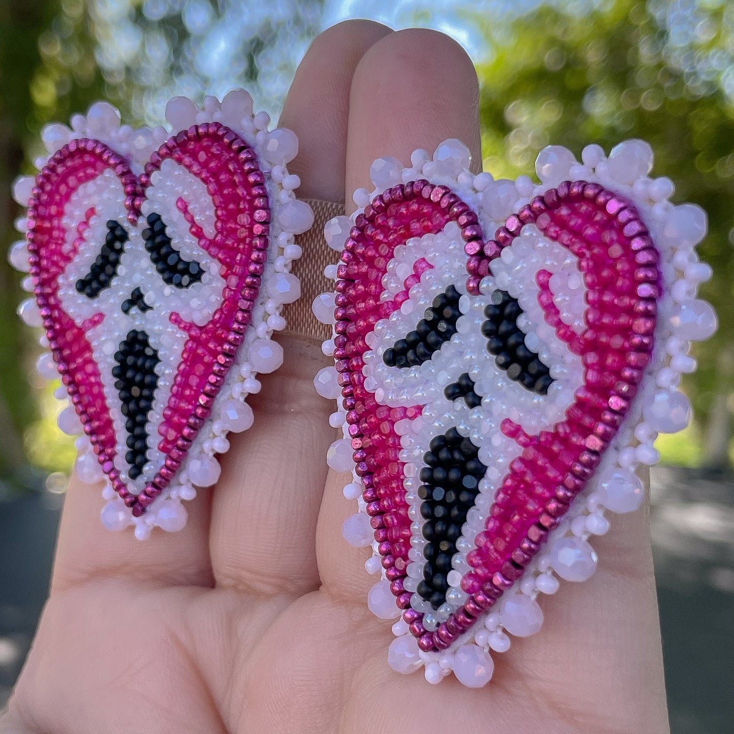 Pink “scream” 💗 Ghost Face Heart Studs