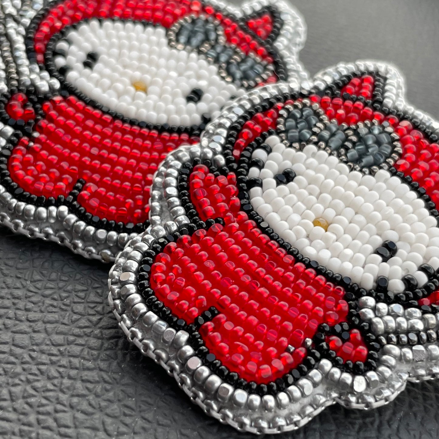 ❤️ Hello Kitty Devils •