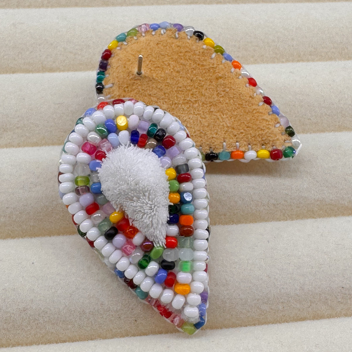 Tufted Tear Drop Bead Soup Studs