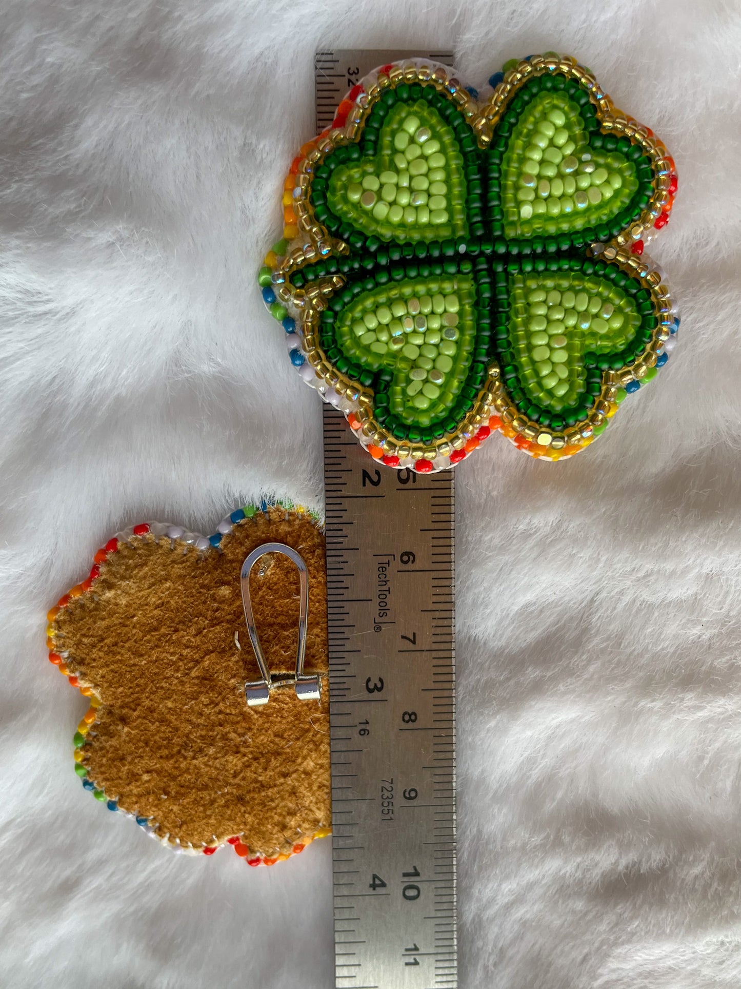 4Leaf Clover Studs - Rainbow Edged XL